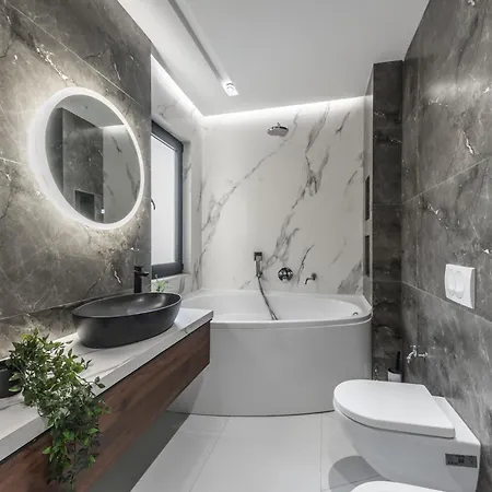 Luxury Modern Full Seaview Retreat * Durrës
